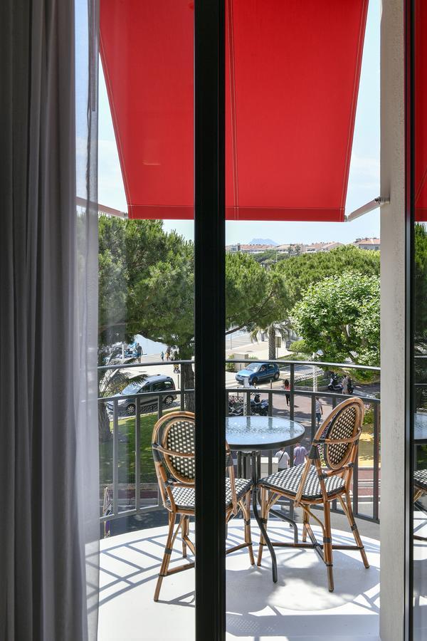 Hotel Restaurant Le Touring - Teritoria Saint-Raphaël Exterior foto